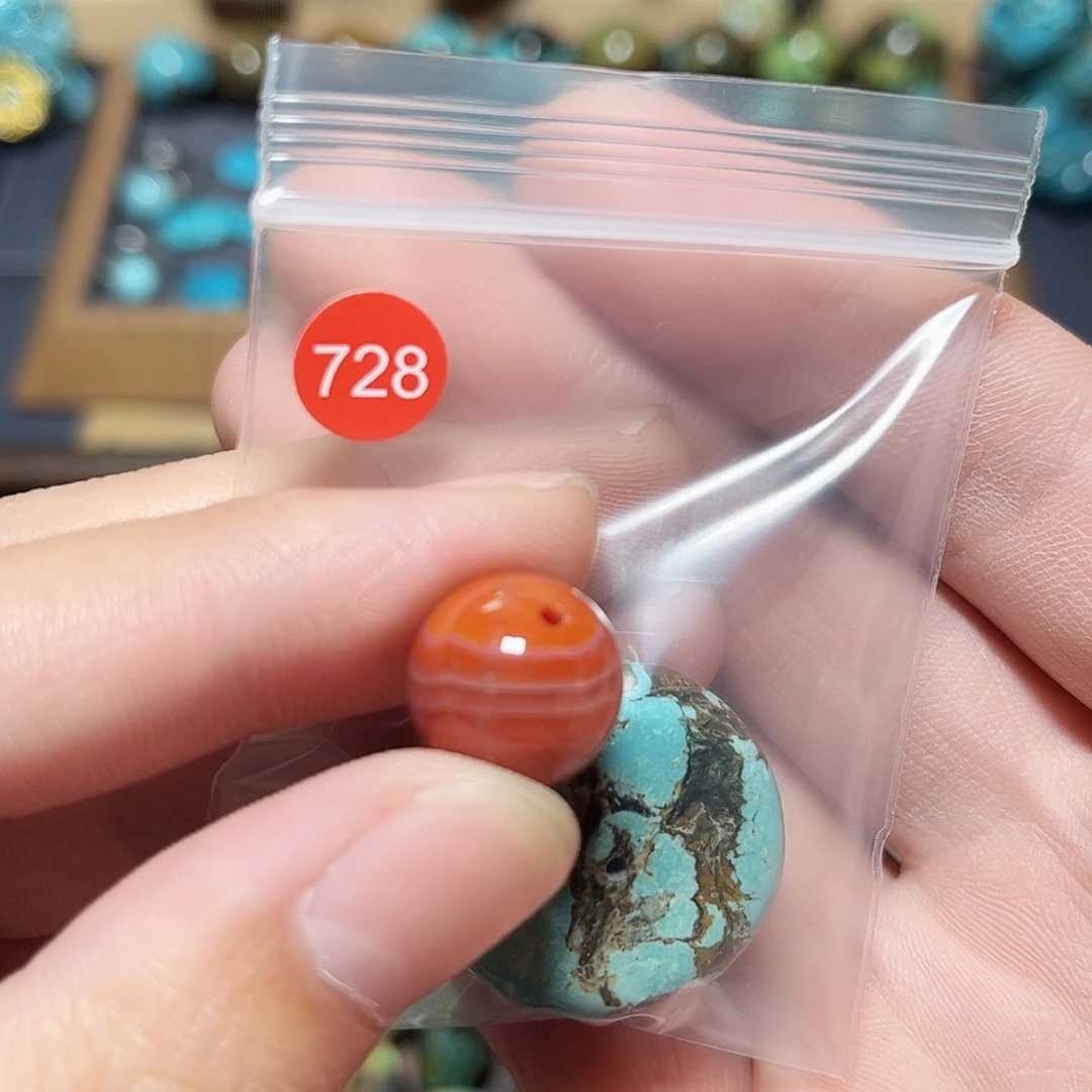 璐***宝玛瑙/玉髓未镶嵌圆珠桶珠老型手串！！