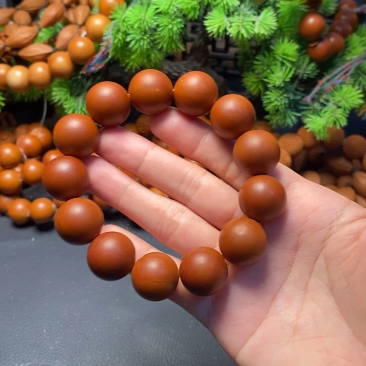 手串橄榄核1.8福利光珠