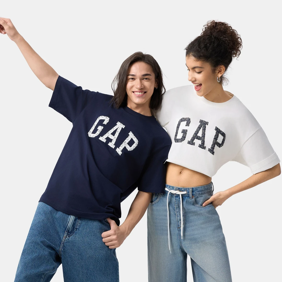 【成毅代言】GAP男女装2025春季纯棉印花logo短袖休闲上衣724909