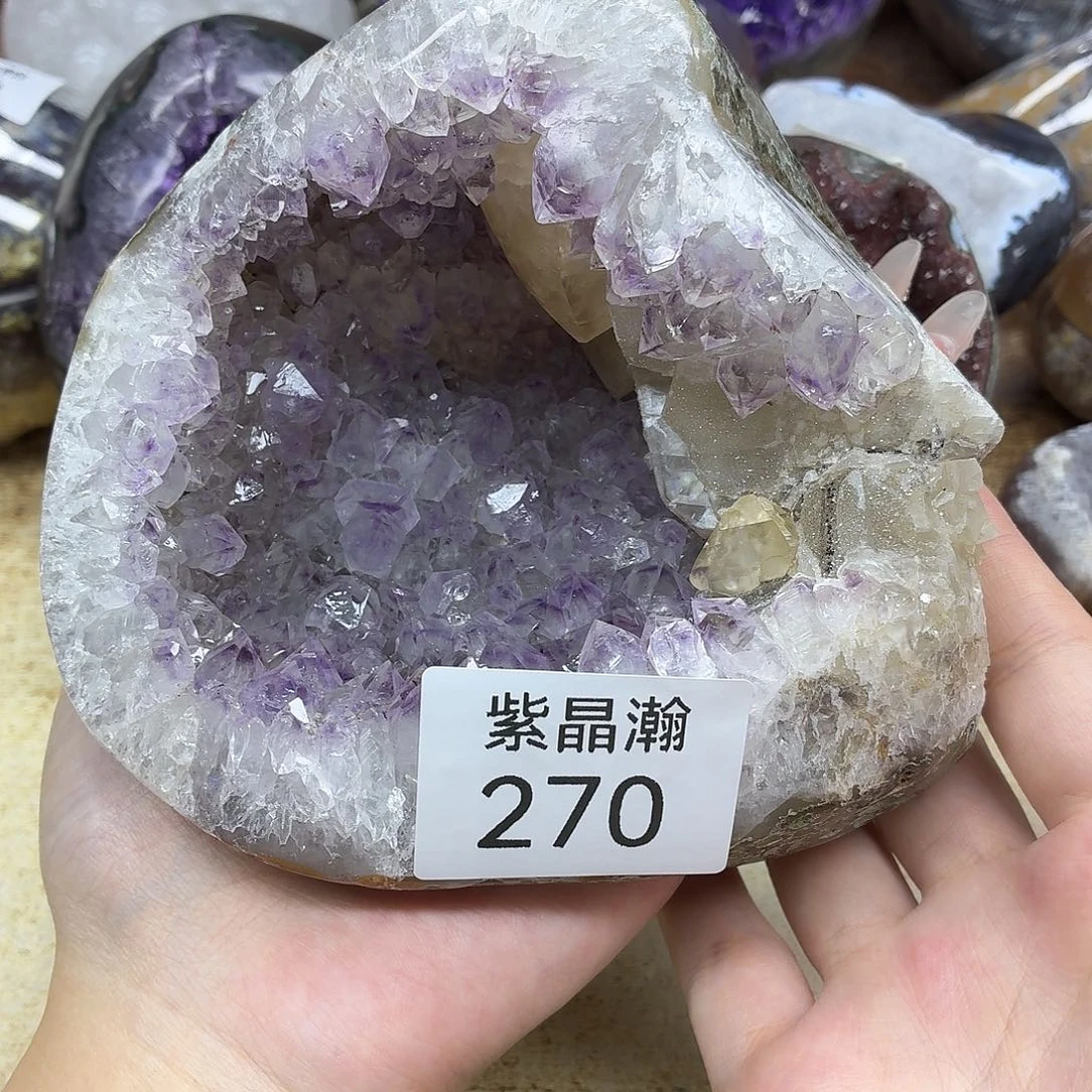 水晶未镶嵌大型摆件（非配饰）