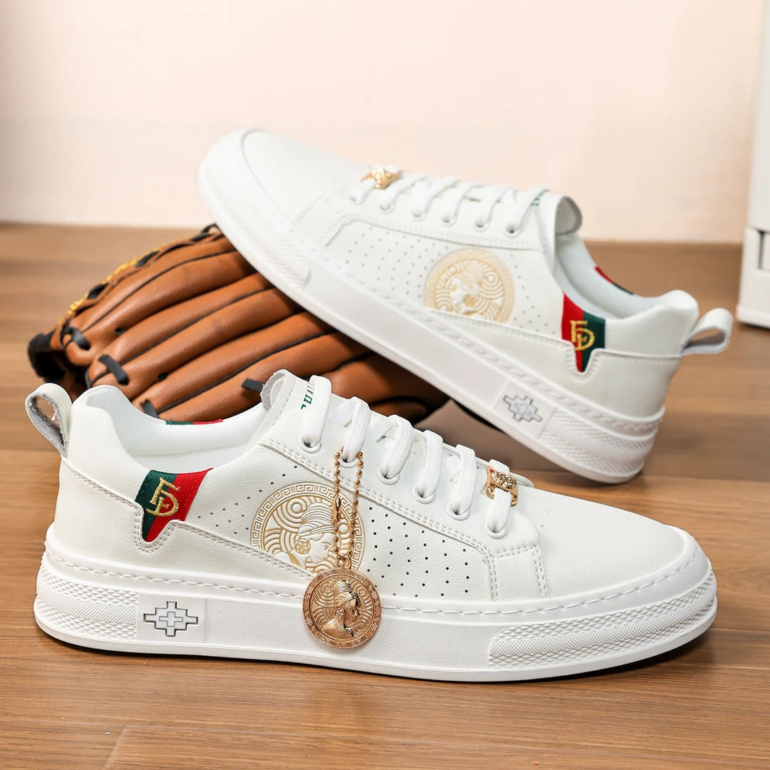 DUSHALOYI/杜莎璐易时尚轻奢百搭休闲鞋子男款爆款2025新款9777