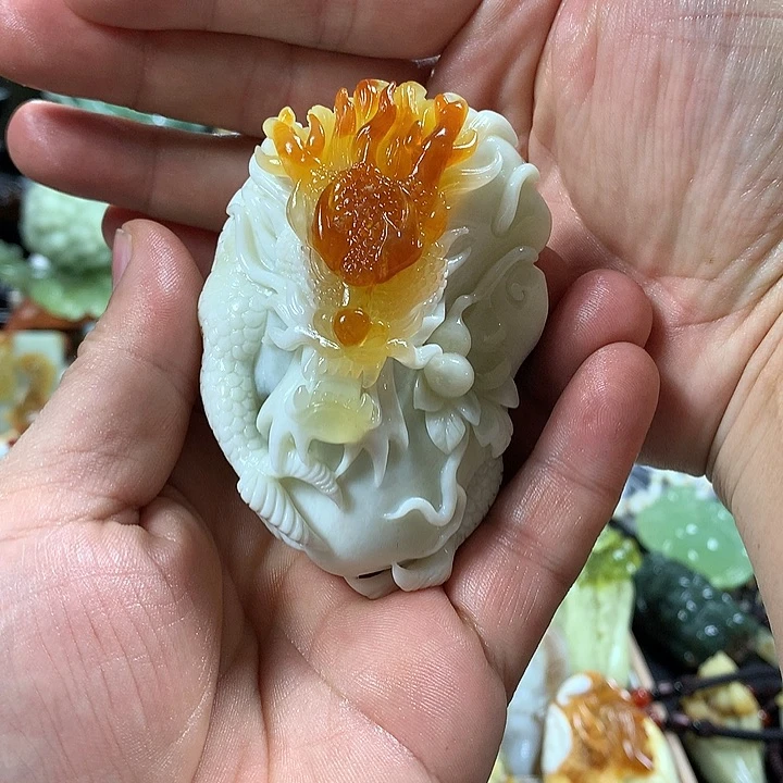 蛇纹石玉手把未镶嵌人**味