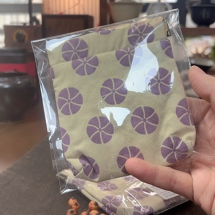 福利知舍小鱼嘴包