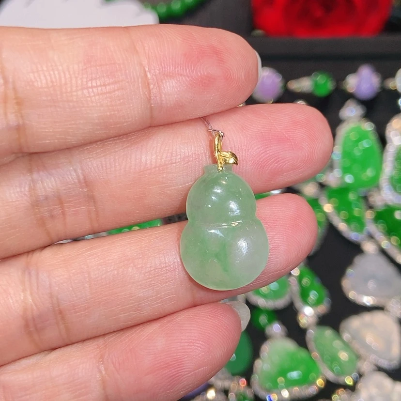 【闪购商品】颈饰未镶嵌翡翠天然翡翠
