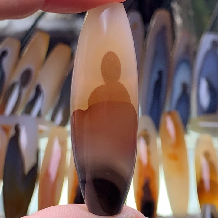 玛瑙/玉髓颈饰未镶嵌10