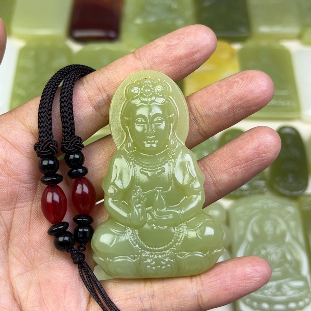 明***天新疆昆仑山料观音