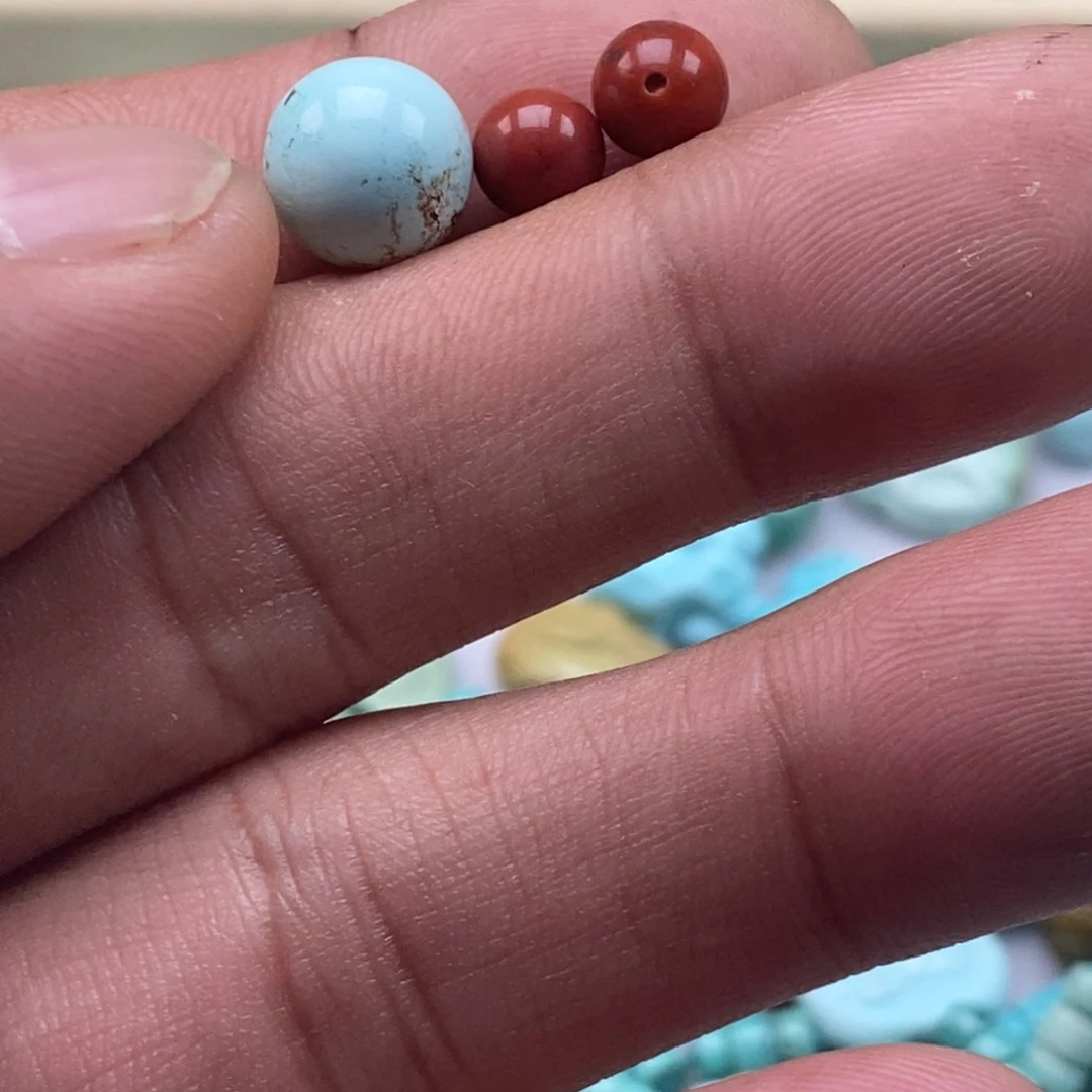 豆***妹未镶嵌南红玛瑙珠宝半成品