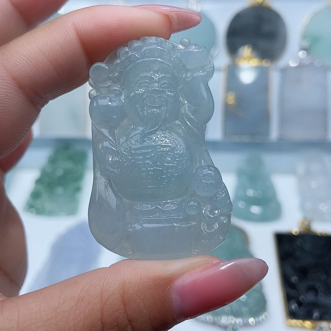 翡翠颈饰未镶嵌缅甸