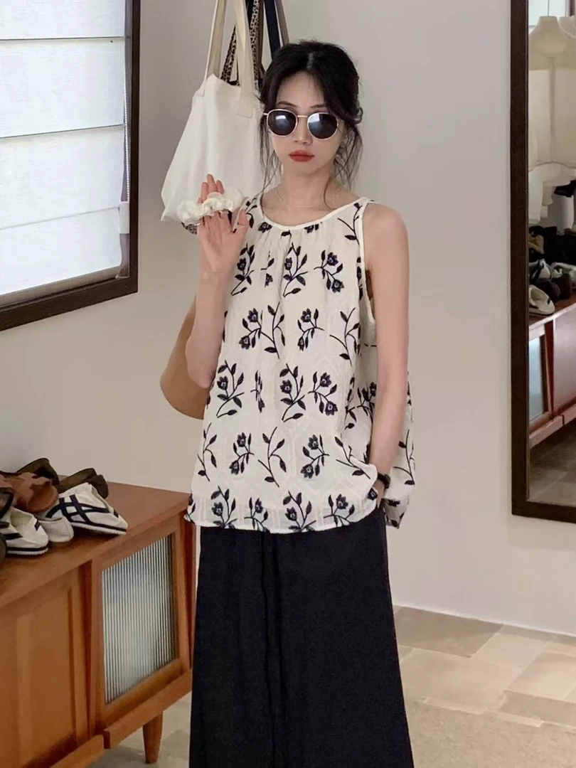 韩系精致刺绣背心小衫女装2025夏季新款无袖圆领宽松别致小众上衣