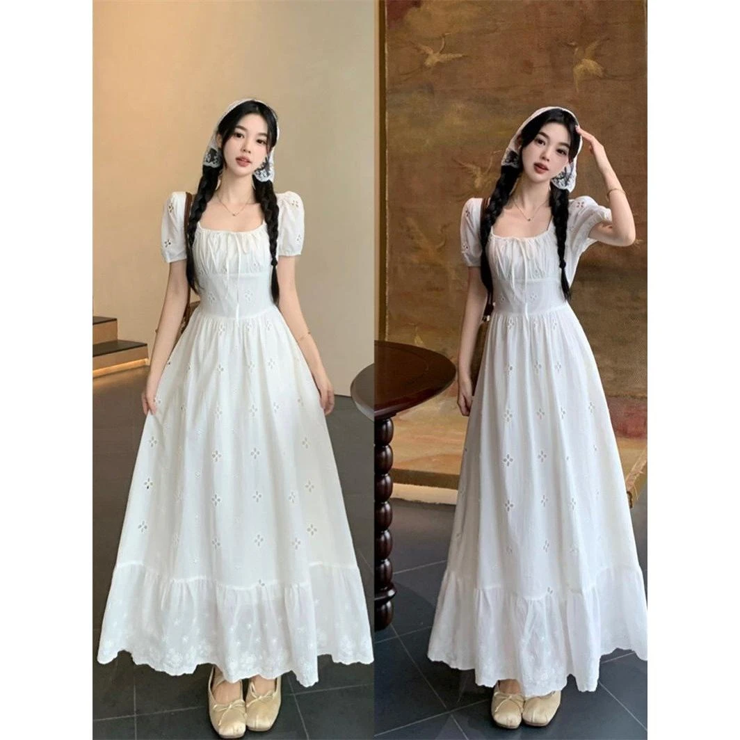 法式茶歇温柔风刺绣重工连衣裙女2025夏收腰显瘦方领气质连衣裙