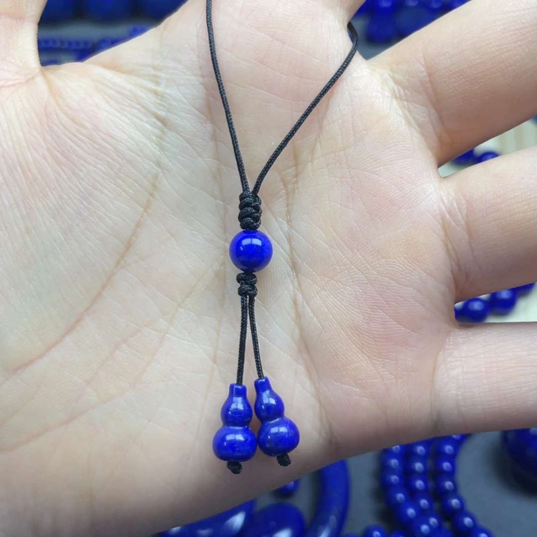 青金石未镶嵌挂件