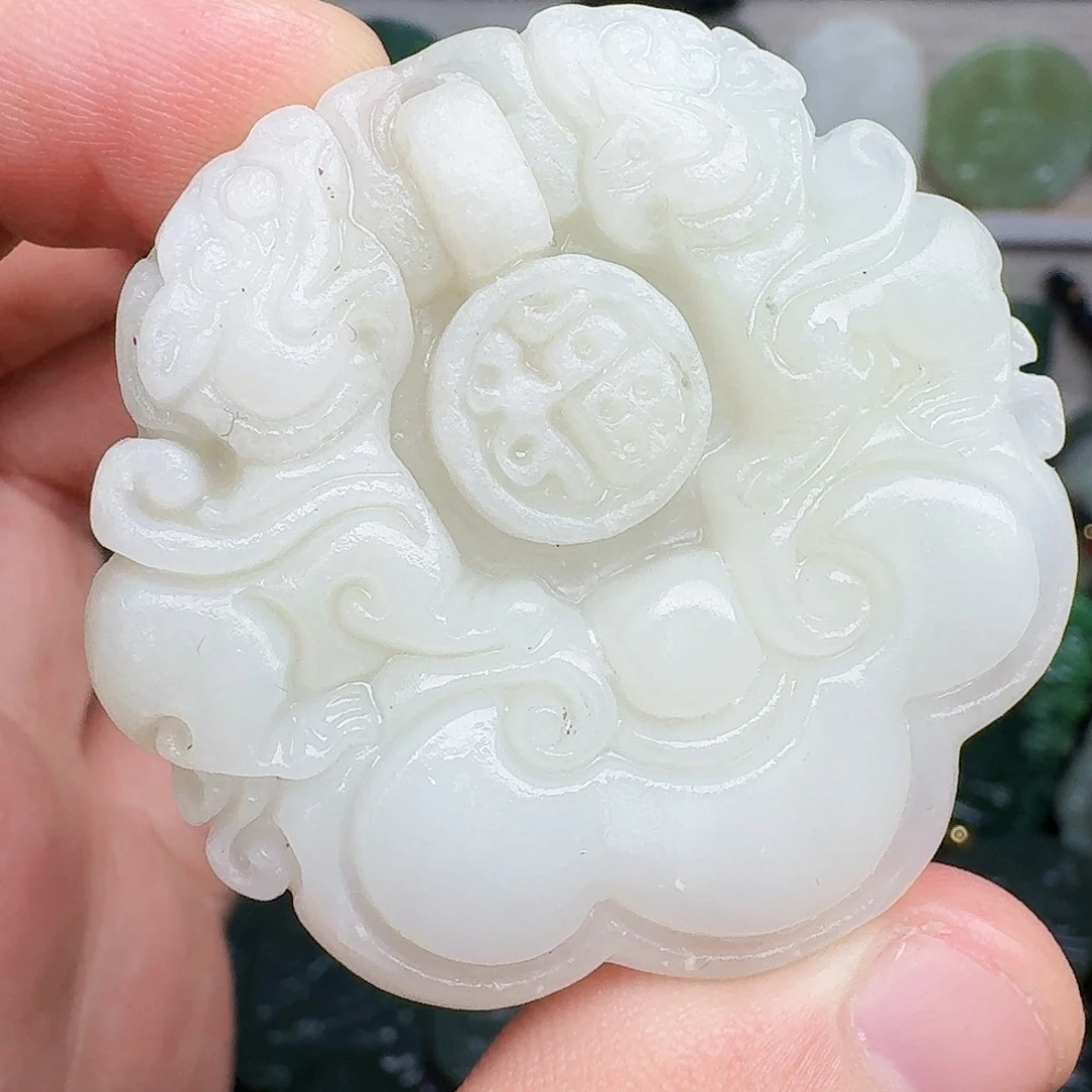 颈饰未镶嵌和田玉