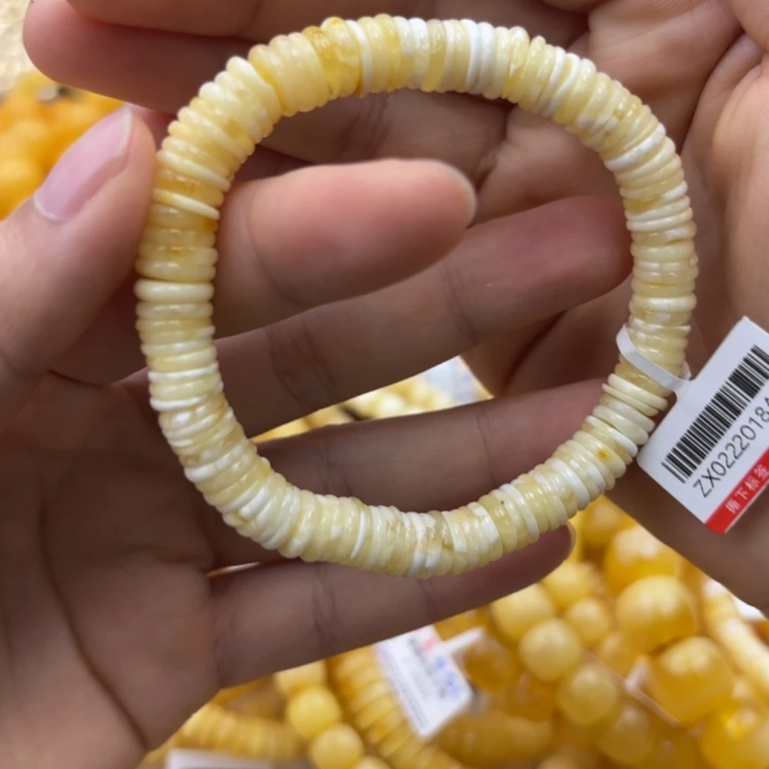 未镶嵌琥珀珠宝奇石