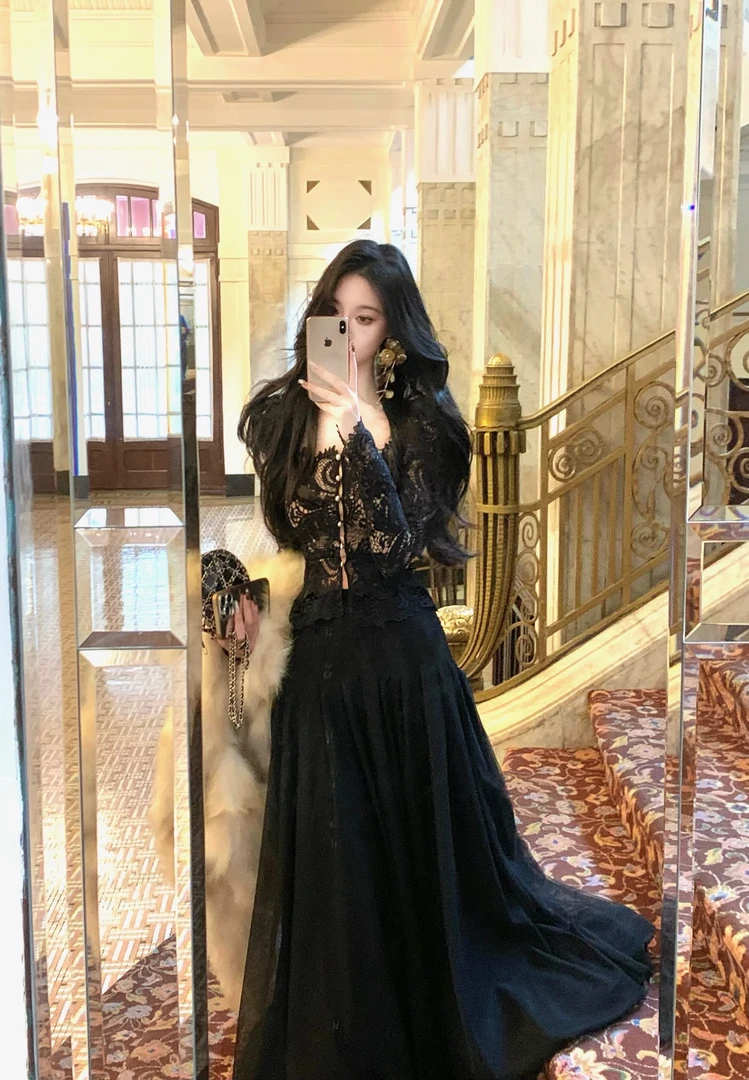 【雕系花嫁】法式高级设计感泡泡袖蕾丝上衣&网纱a字半身裙套装8132