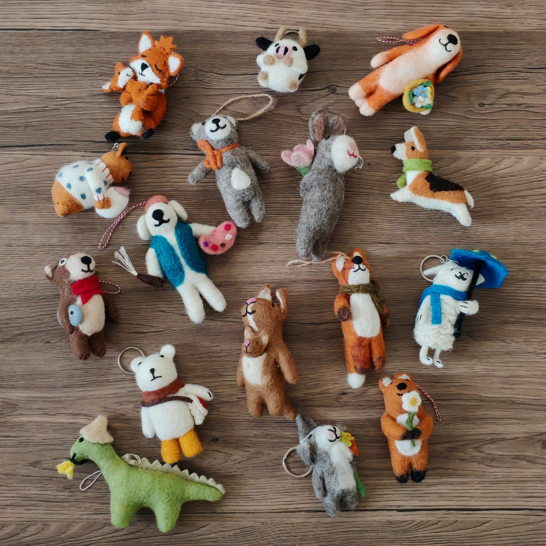 32-39 手工成品羊毛毡挂件