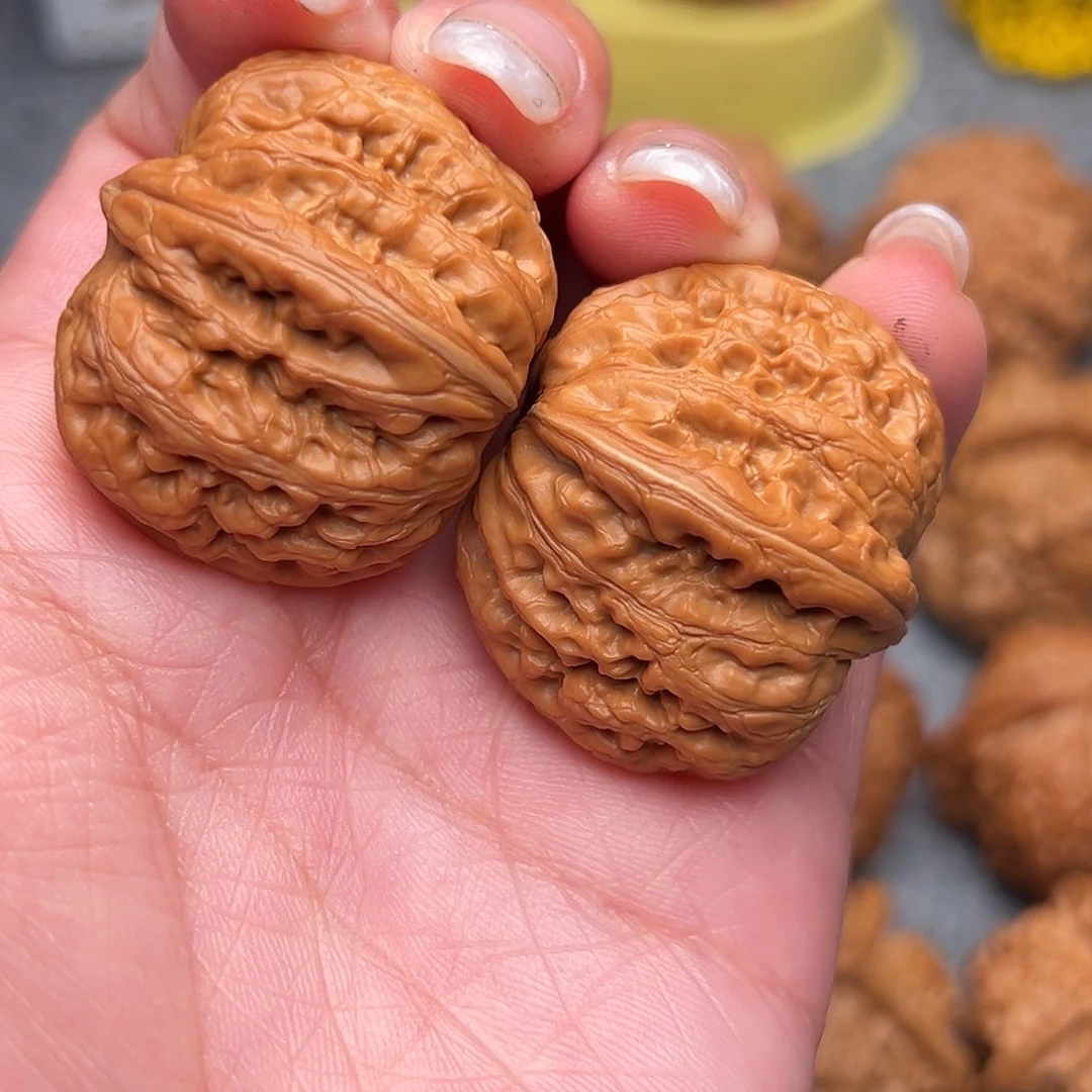 把件文玩核桃阎****?平谷元宝36全品