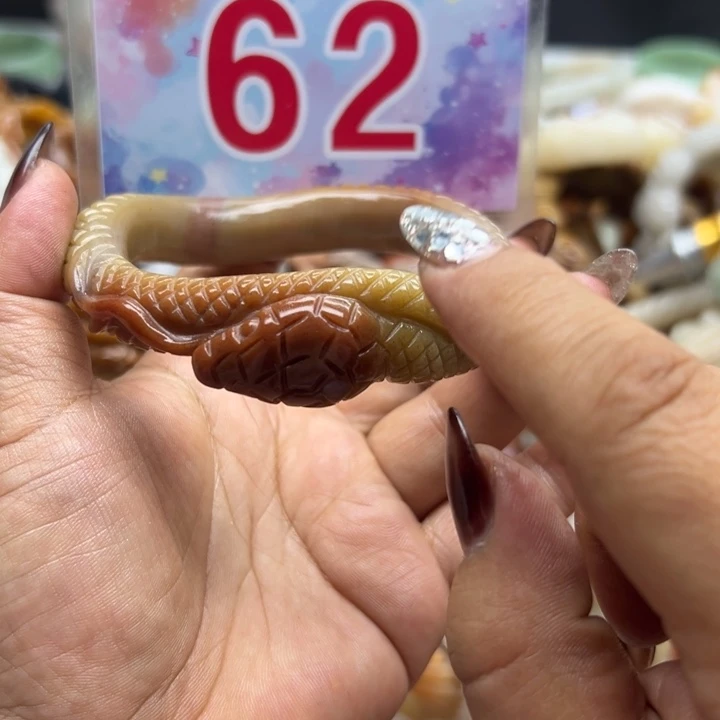 未镶嵌手镯石英岩玉