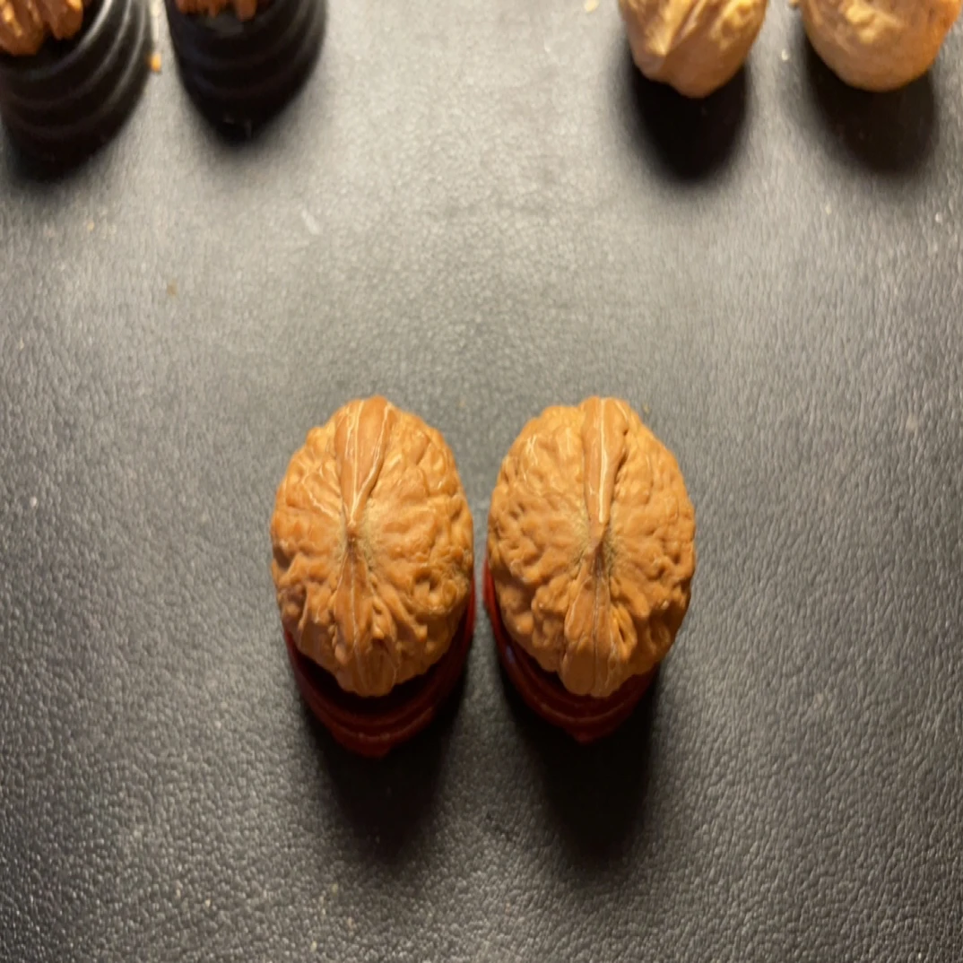 野生小秋子手捻核桃红皮矮桩元宝