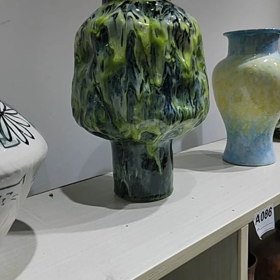 景德镇陶瓷花瓶果绿色