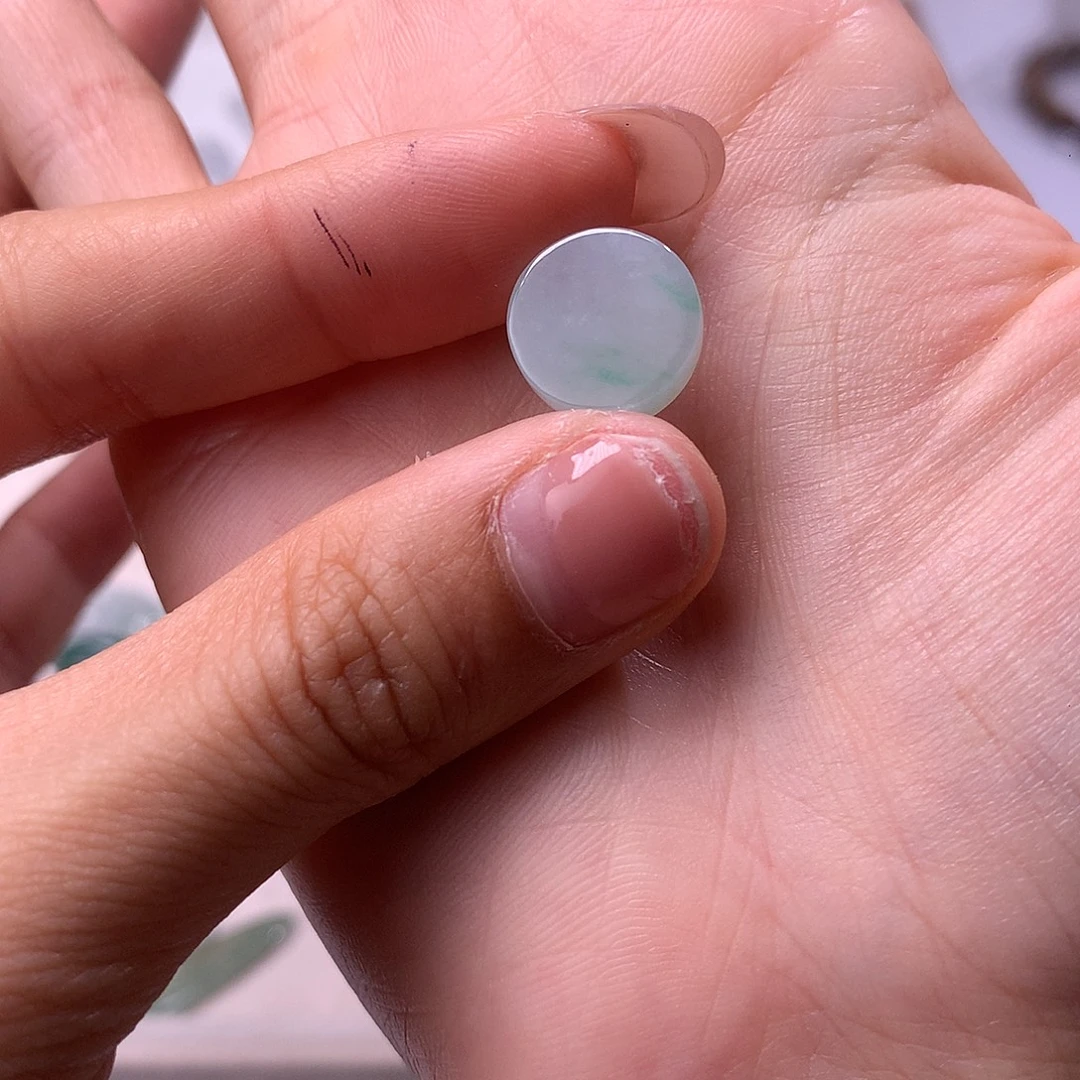 安***然翡翠未镶嵌颈饰拍2单