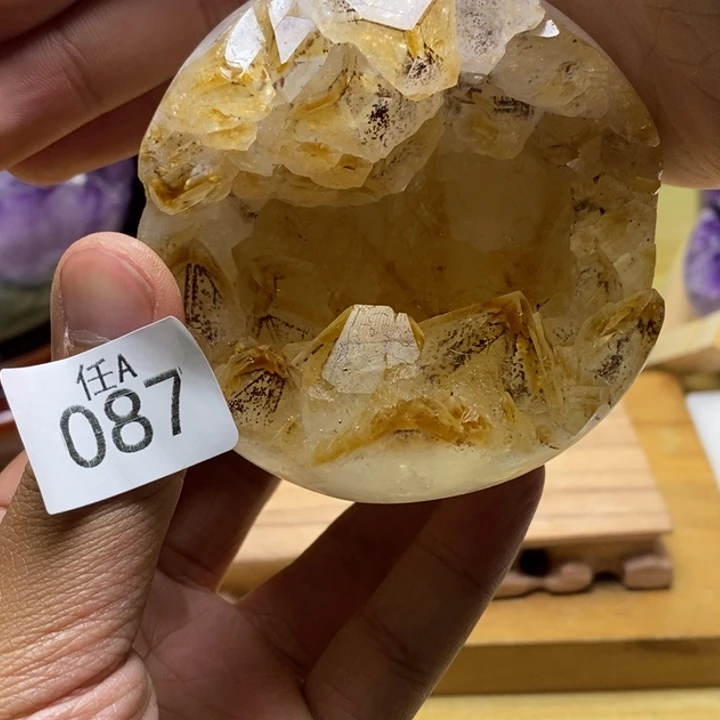 r***a水晶大型摆件（非配饰）未镶嵌