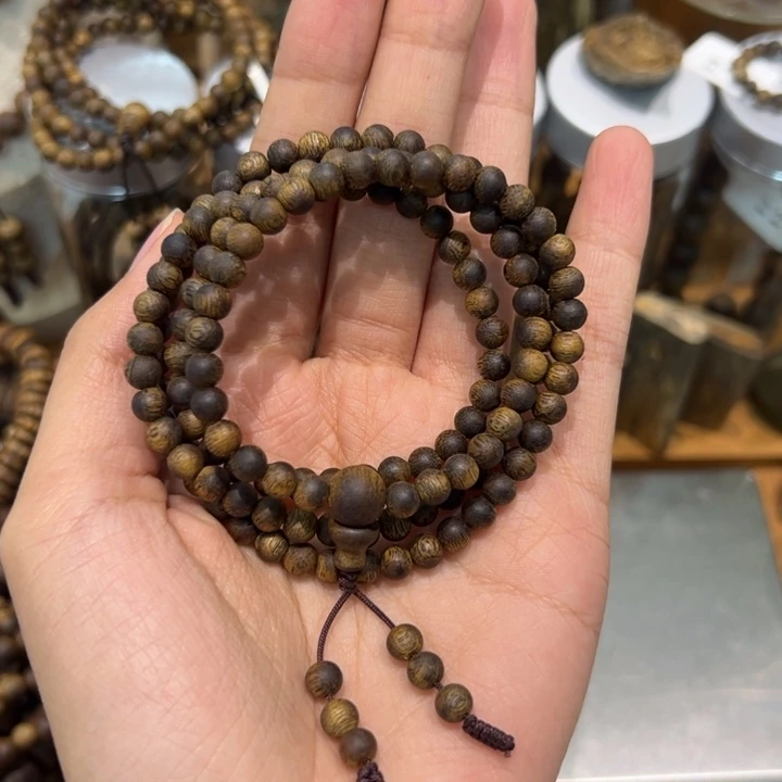 依***古沉香碎屑沉香0.5圆珠