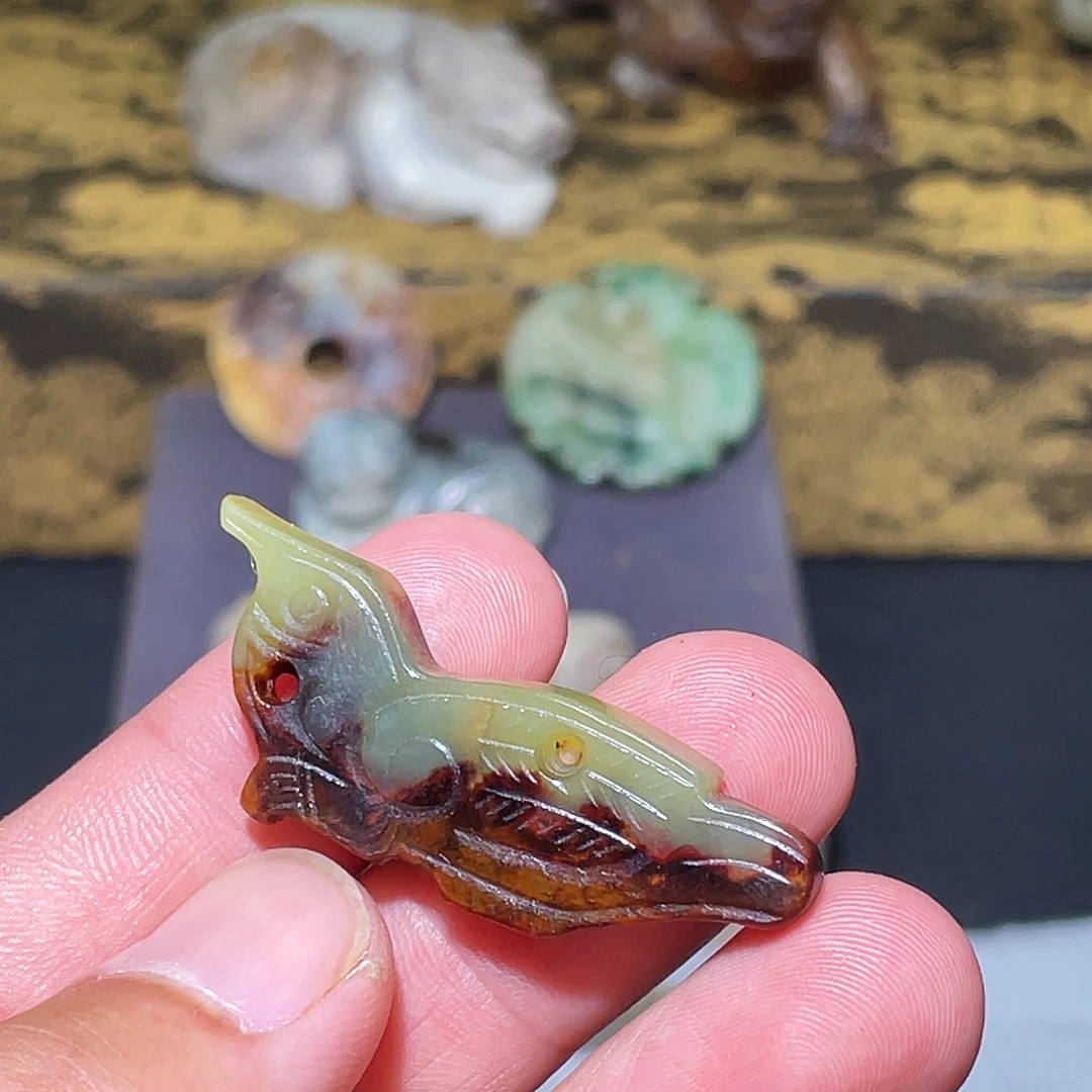 大***唐和田玉（糖玉）未镶嵌挂件