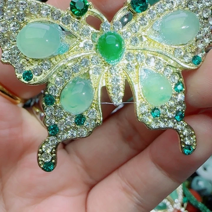 翡翠未镶嵌颈饰天然A货41