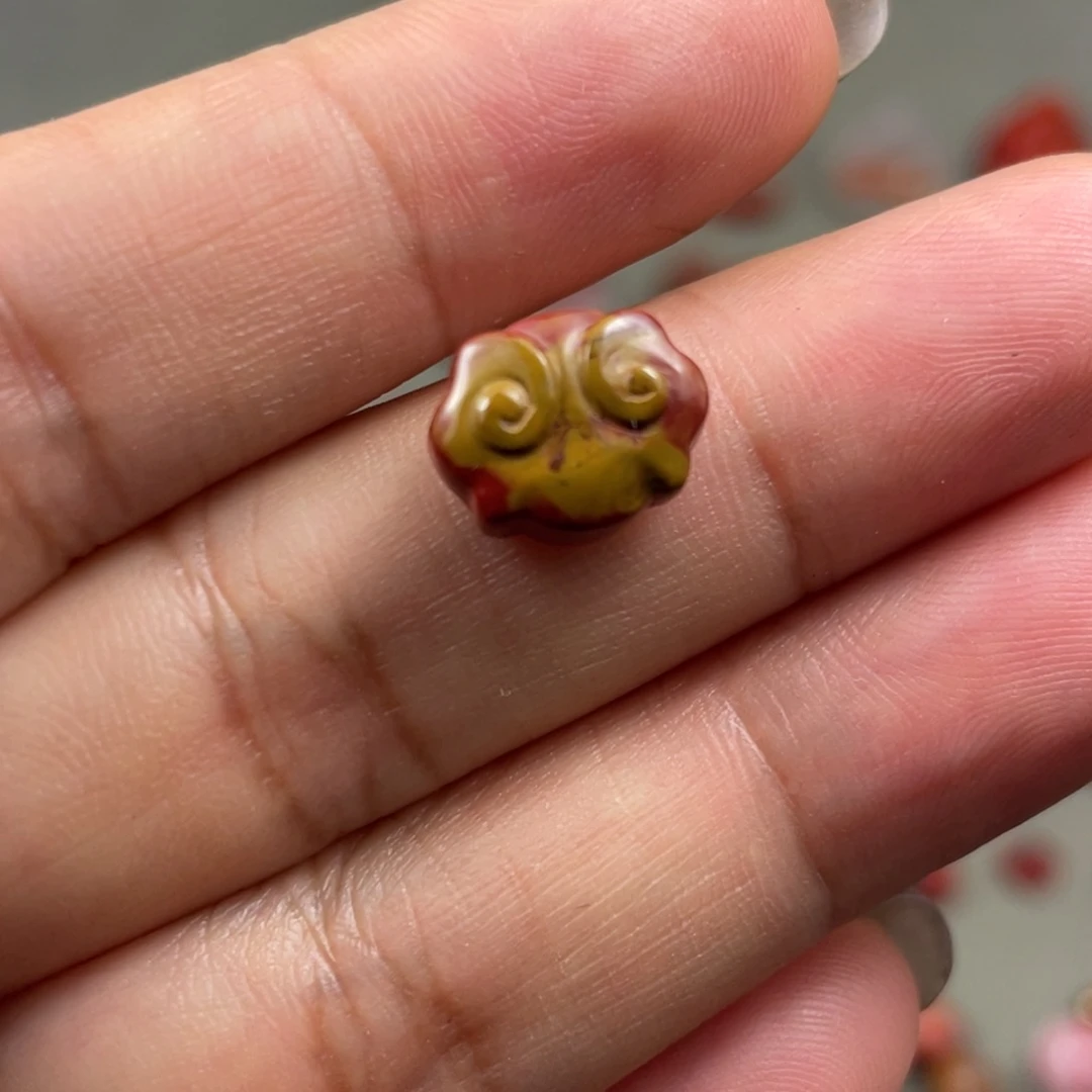 颈饰未镶嵌南红玛瑙