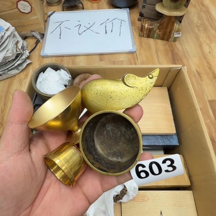 瓷片工艺品摆件瓷器摆件正能量