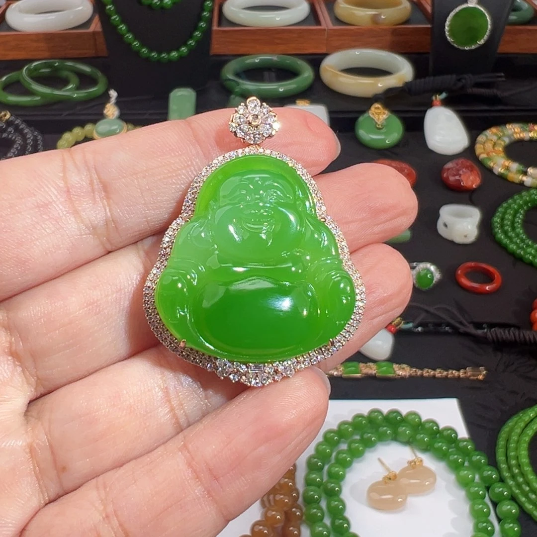 和田玉（碧玉）18K金镶嵌颈饰乌兰乌德苹果绿浓翠过灯正装佛公