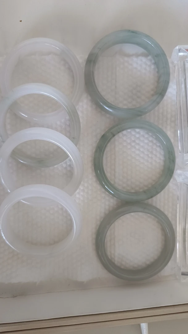 非金属玻璃 新疆天山翠飘花圆条半山水古风美人镯ins女款