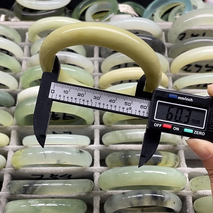 未镶嵌蛇纹石玉手镯278