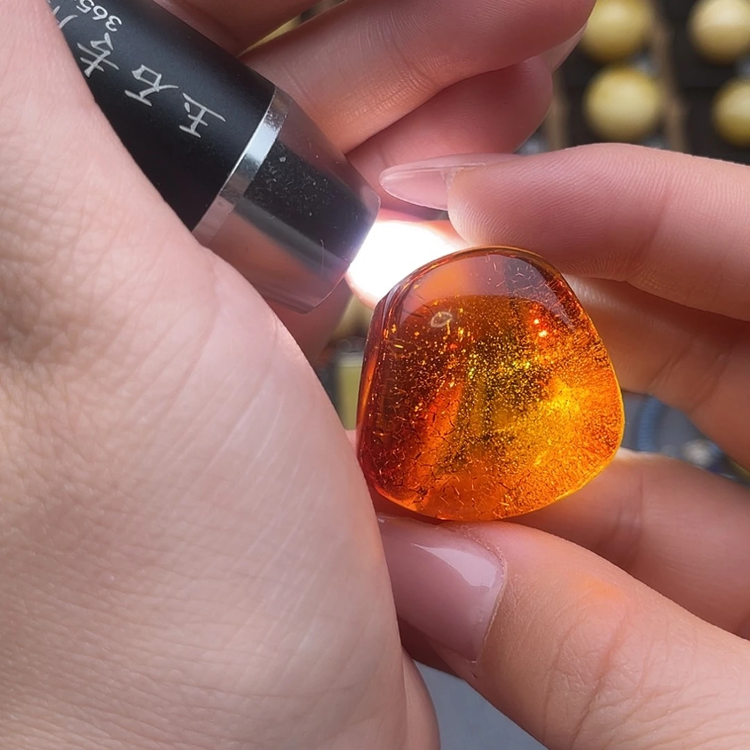 琥珀未镶嵌裸石蜜蜡梦