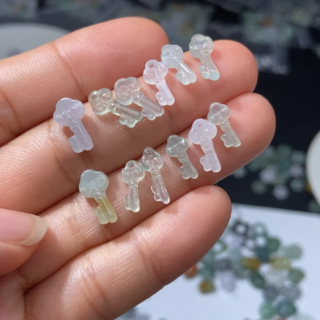 定制翡翠未镶嵌单个价格