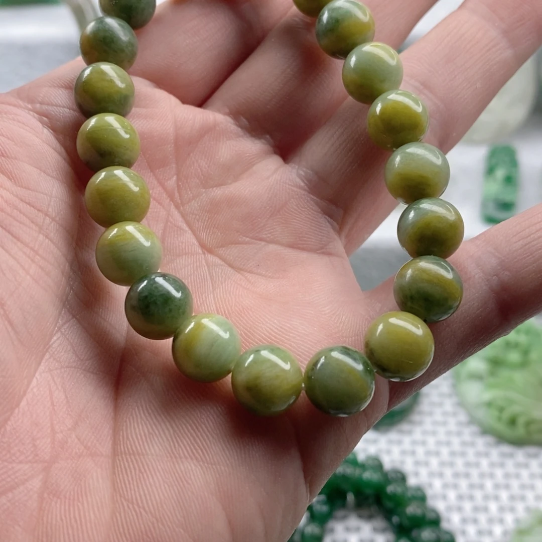 独山玉未镶嵌颈饰