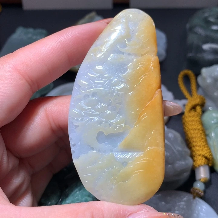 翡翠未镶嵌颈饰保真天然A货翡翠