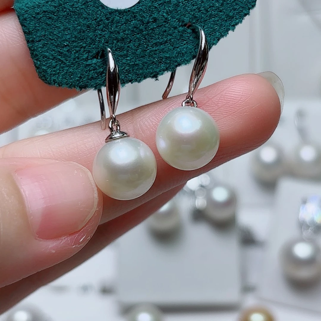 柚***子淡水珍珠银S925镶嵌颈饰