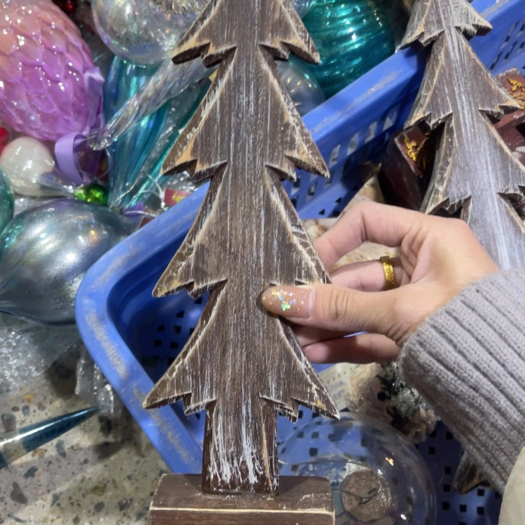 R***y有机玻璃摆件等各种