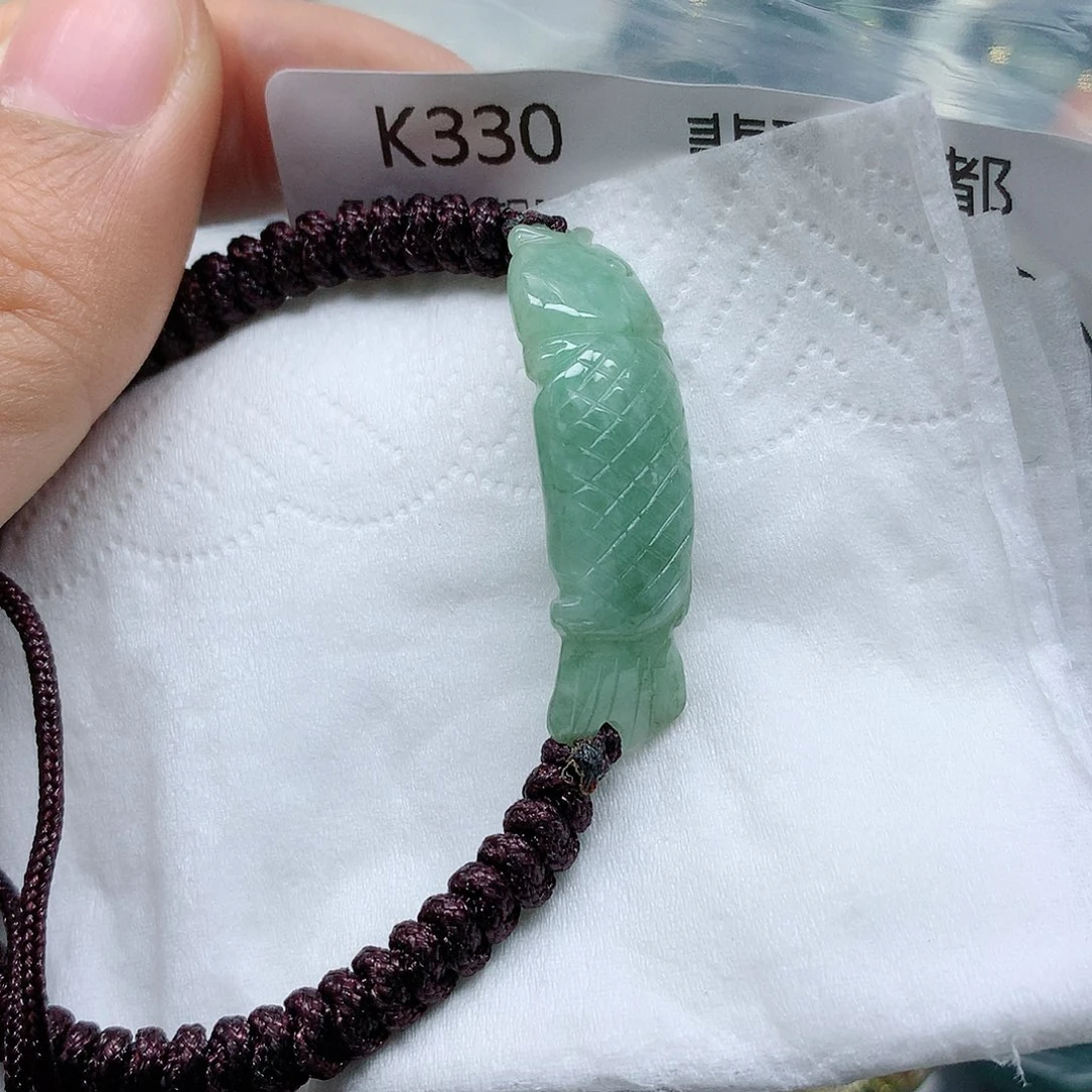 翡翠颈饰未镶嵌手串