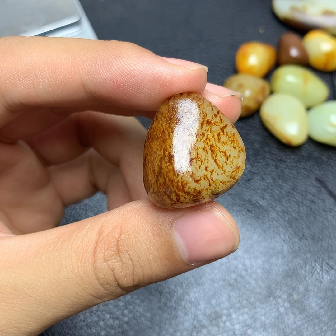未镶嵌和田玉挂件