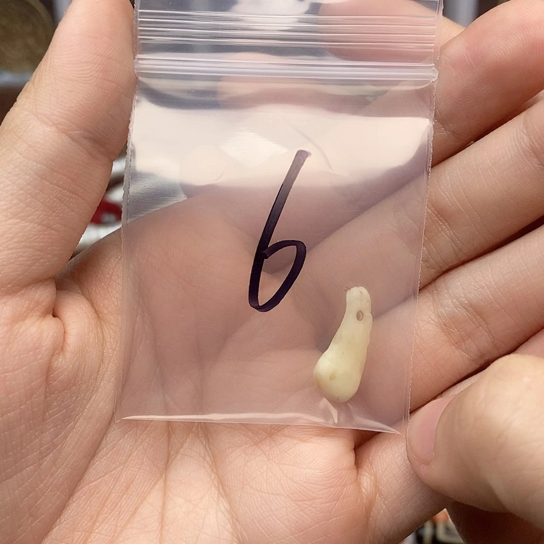 滴血莲花菩提吊坠