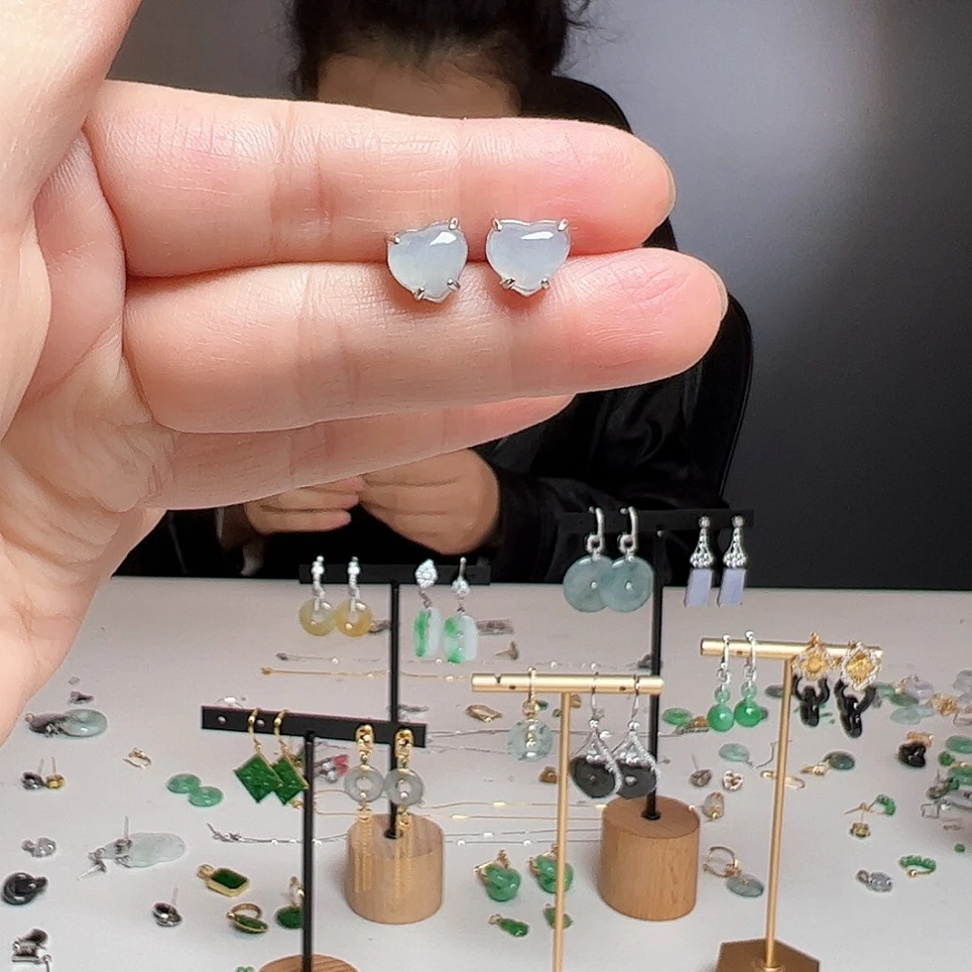 翡翠银S925镶嵌耳饰天然翡翠