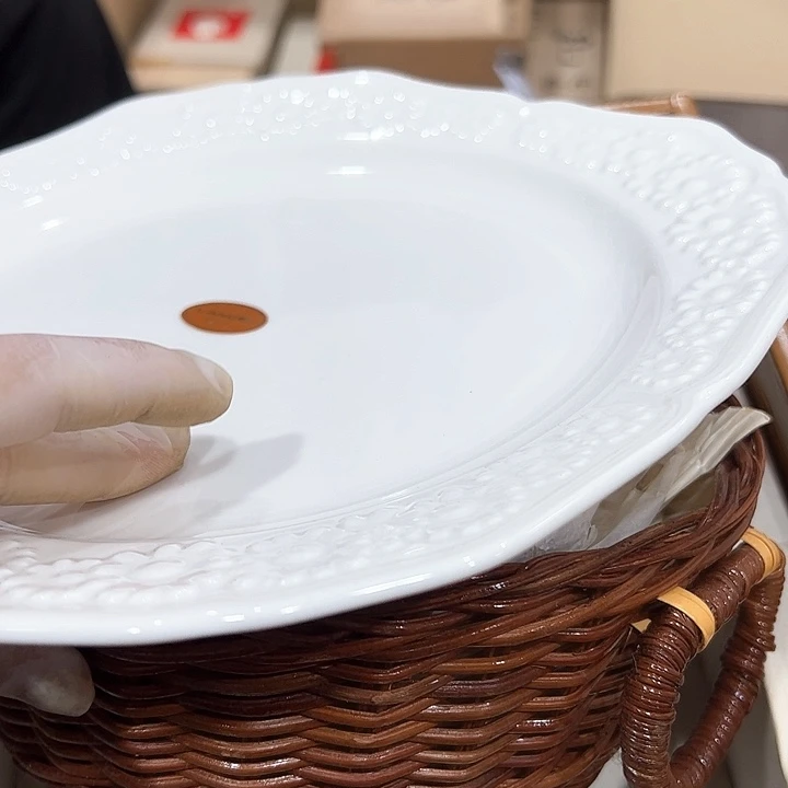 白*湾新亿阁中古商品无售后