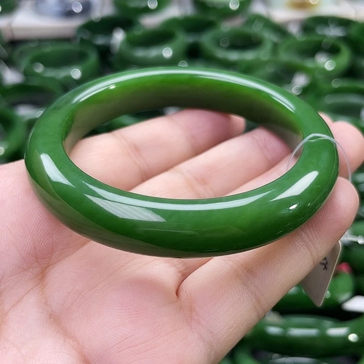 未镶嵌手镯和田玉（碧玉）