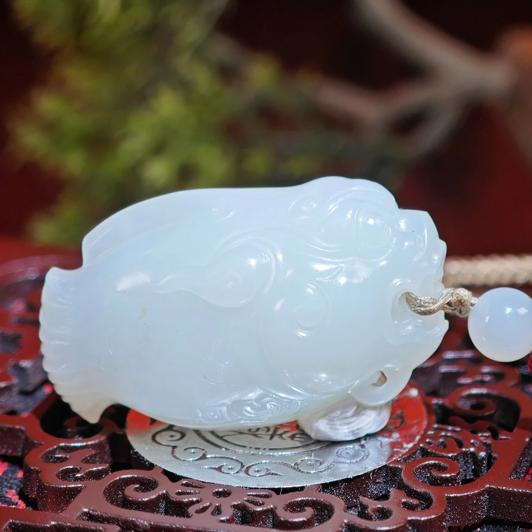 米达姐【米达姐和田玉】米达料鱼化龙——手工精雕