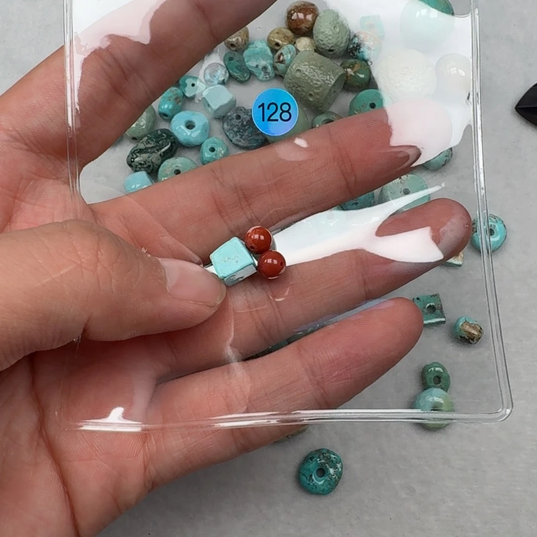 南红玛瑙未镶嵌珠宝奇石