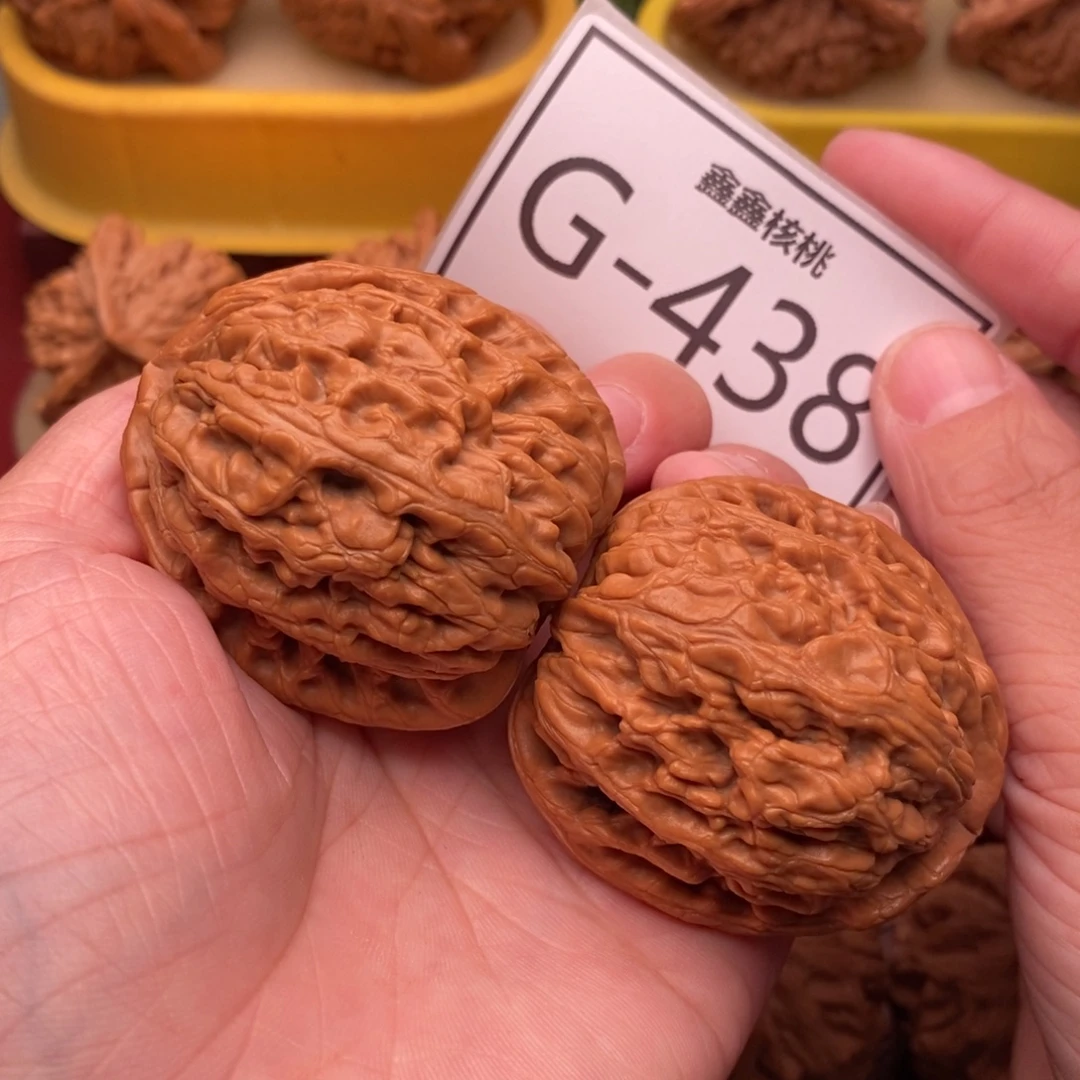 文玩核桃把件红锦鲤43