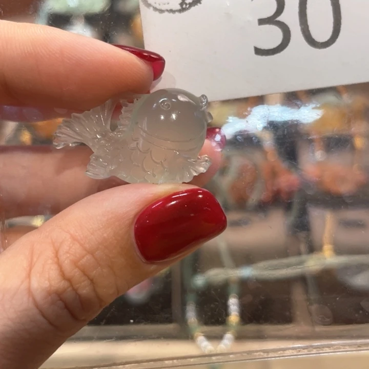 蛇纹石玉颈饰未镶嵌米*