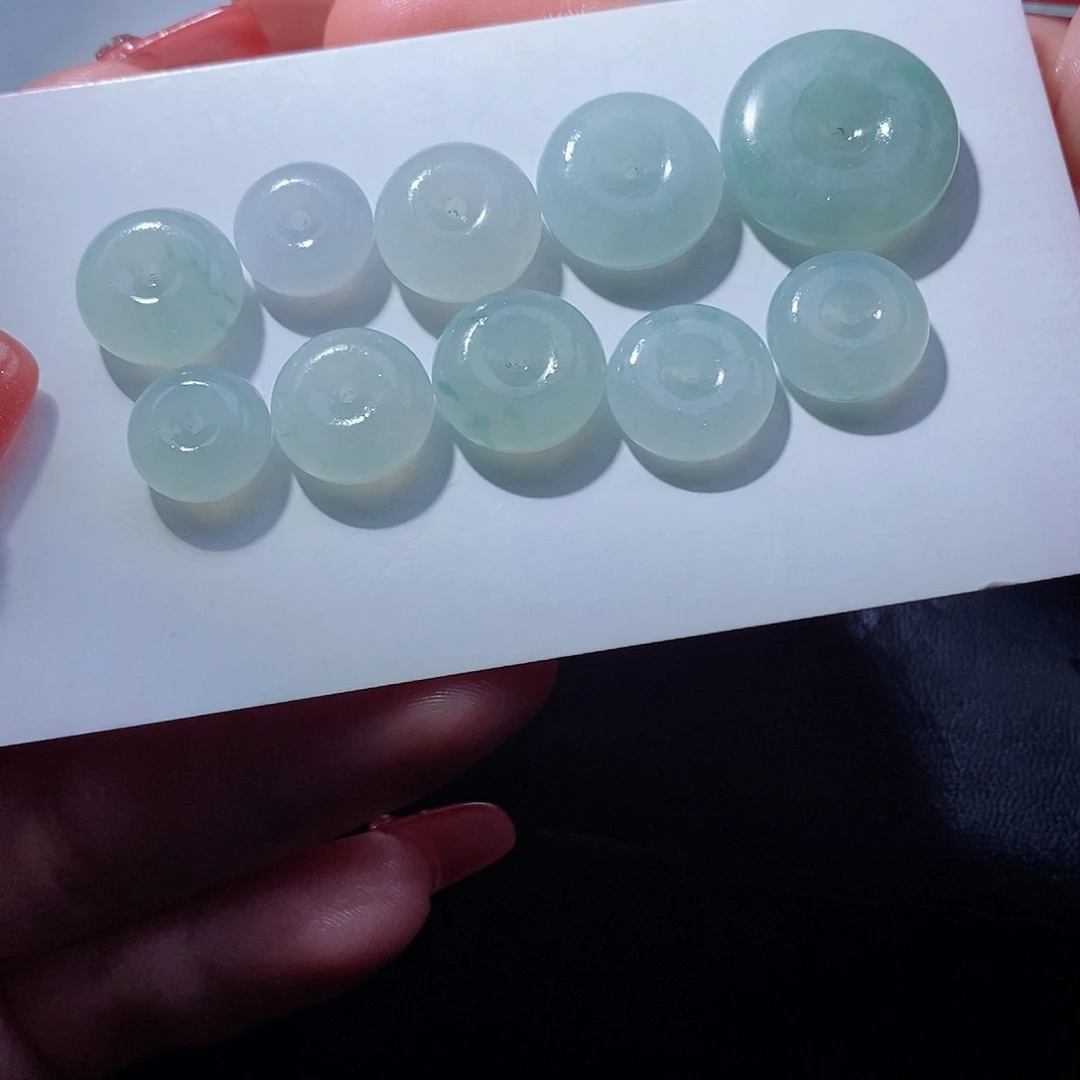未镶嵌定制翡翠翡翠